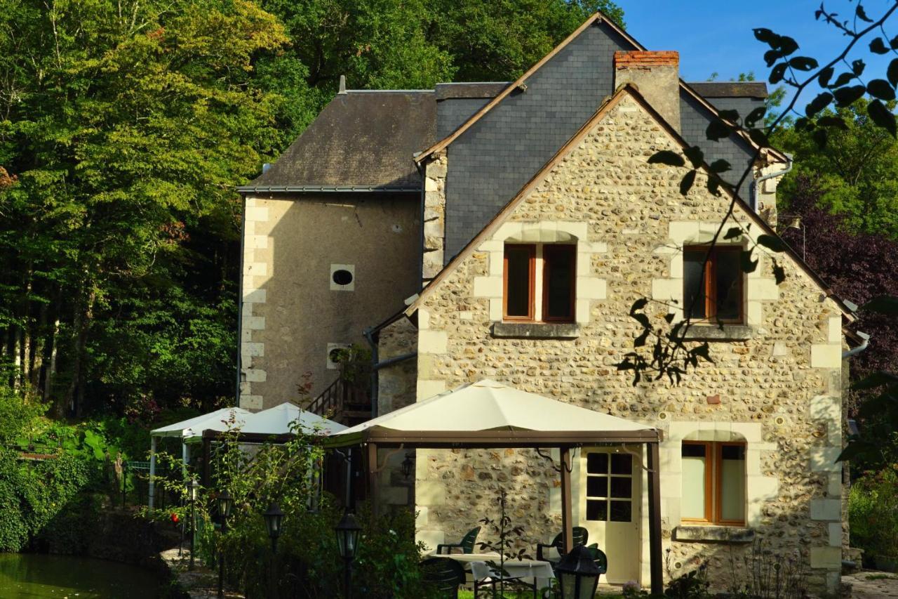 Bed and Breakfast Le Moulin De La Planche Cerelles Zewnętrze zdjęcie