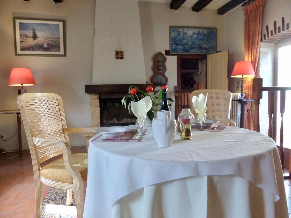 Bed and Breakfast Le Moulin De La Planche Cerelles Zewnętrze zdjęcie
